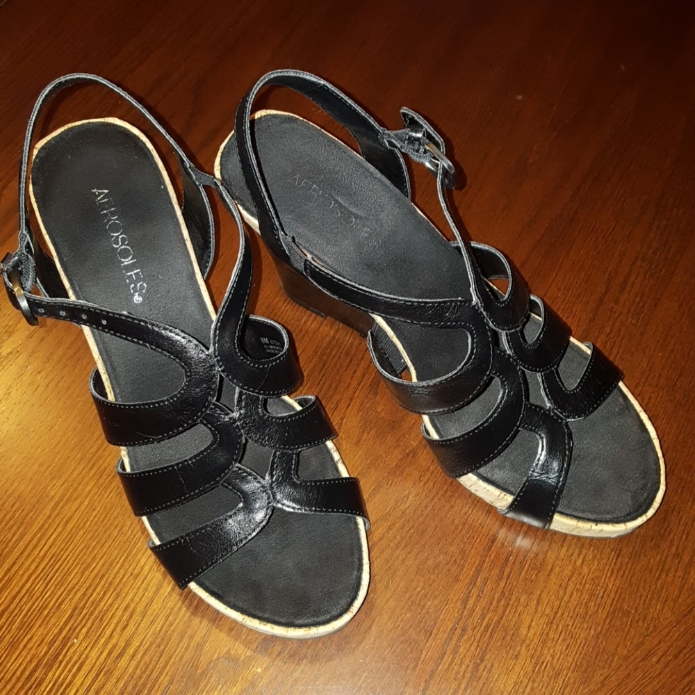 Aerosole wedge sandals